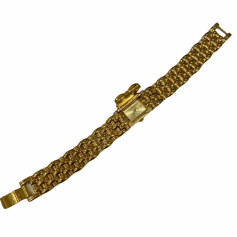 Vintage flip top gold color Elgin wrist watch